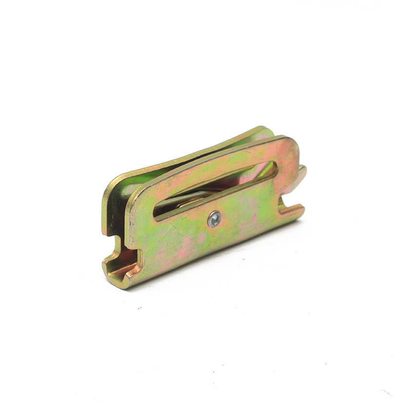 E -radan asennusteline lastin ohjauslankoon